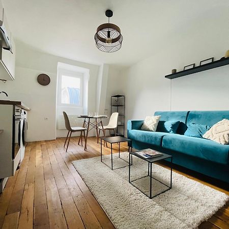 Charmant Appartement Au Coeur De ブールジュ エクステリア 写真